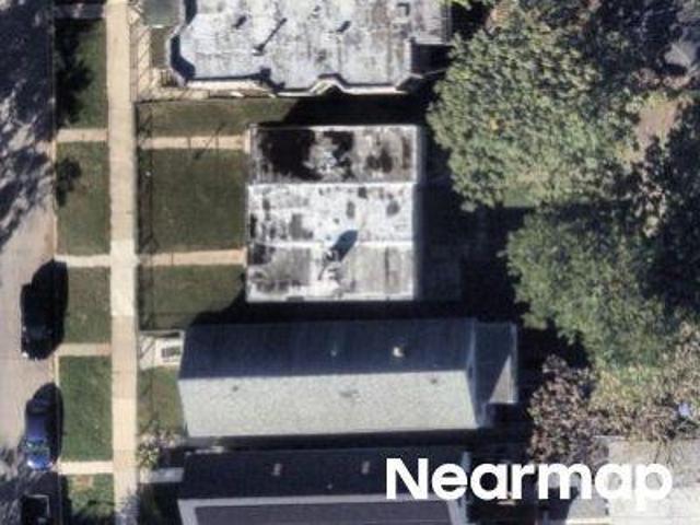 Commercial for sale in Woodlawn, Chicago