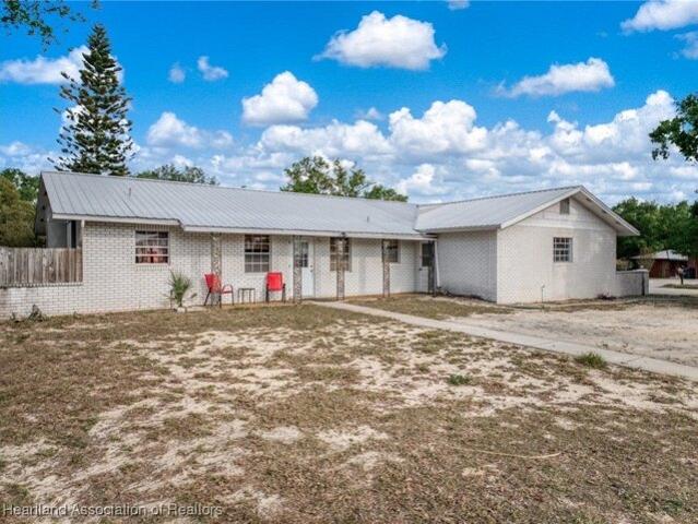 House for sale in Avon Park, Florida