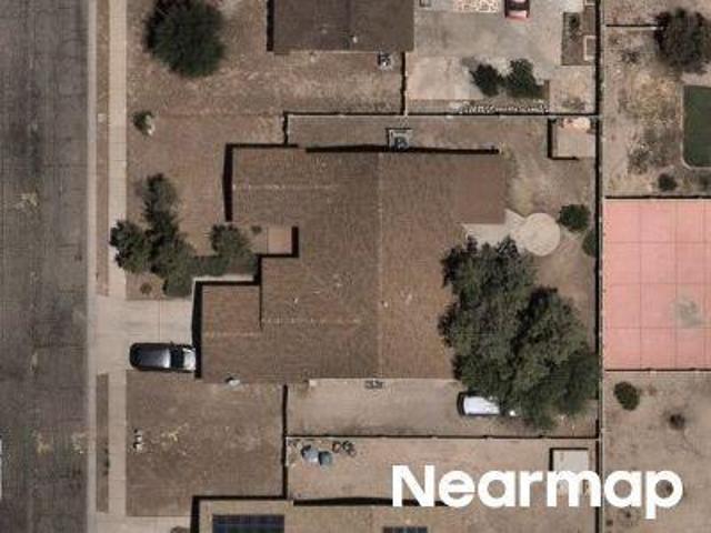 House for sale in Oakmore at Midvale, Tucson