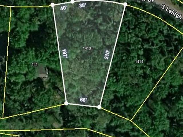 Land for sale in Newfoundland, Pennsylvania
