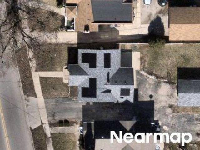 House for sale in Elgin, Illinois