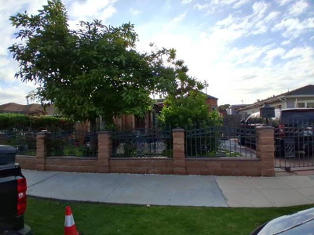 House for sale in East Compton, Compton