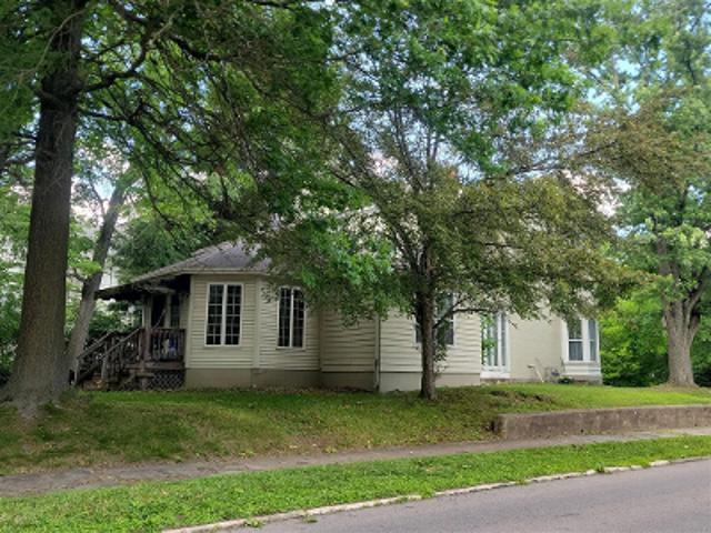 House for sale in Salem, Ohio
