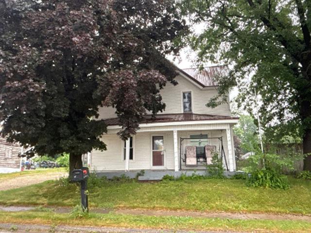 House for sale in Linn, Iowa
