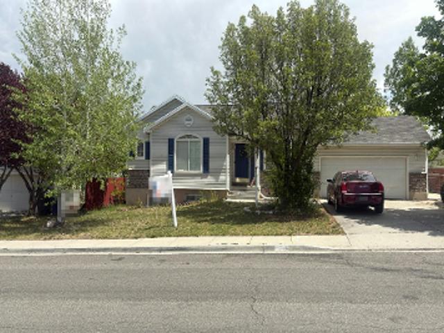 House for sale in West Valley City, Utah