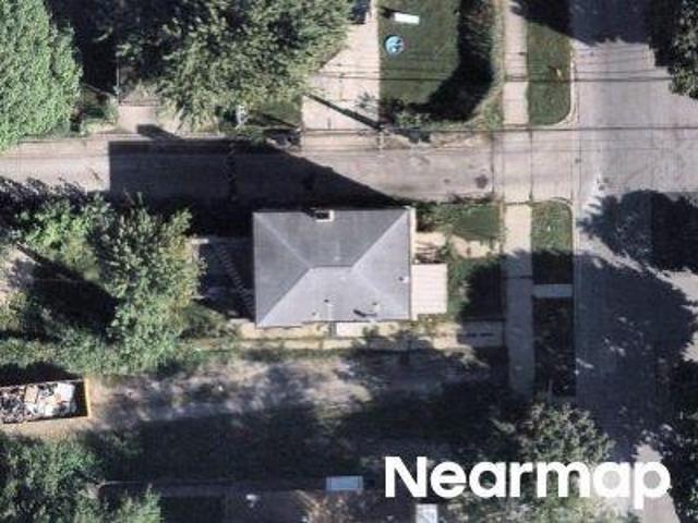 House for sale in West Englewood, Chicago