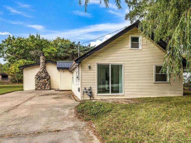 House for sale in Houghton Lake, Michigan