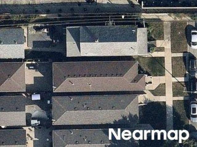 House for sale in Illinois