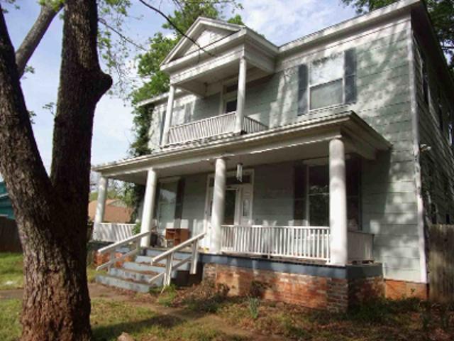 House for sale in Palestine, Texas