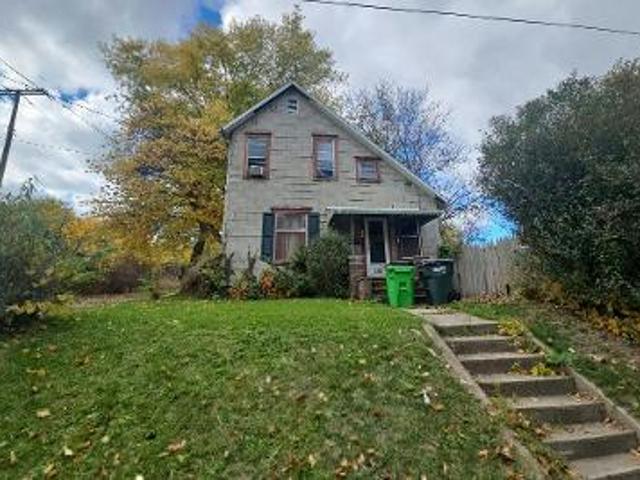 House for sale in Alliance, Ohio