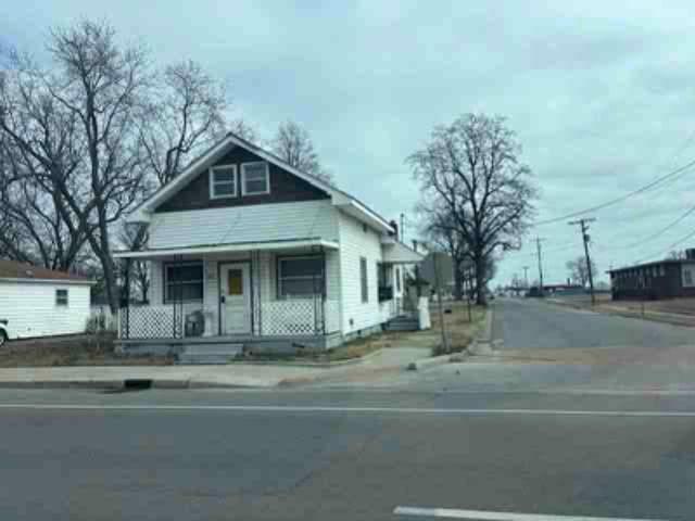 House for sale in Charleston, Missouri
