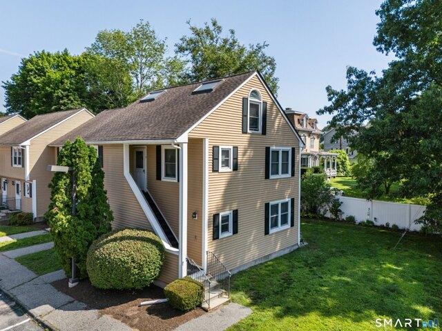 Condo for sale in Jewett City