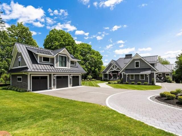House for sale in South Carver, Carver
