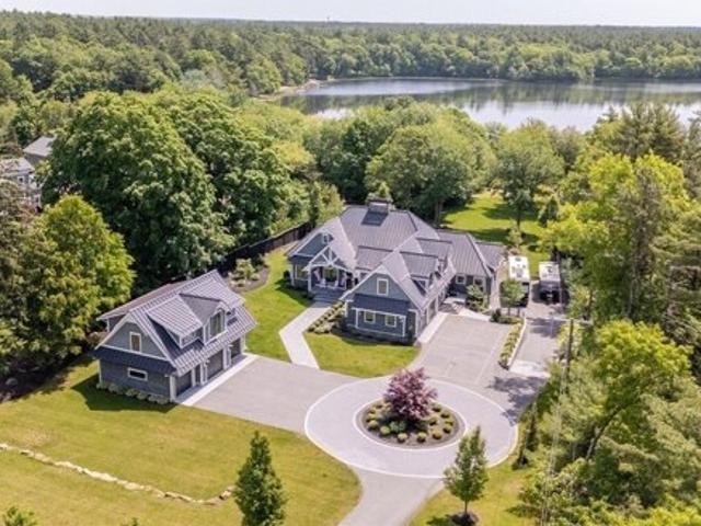 House for sale in Carver, Massachusetts