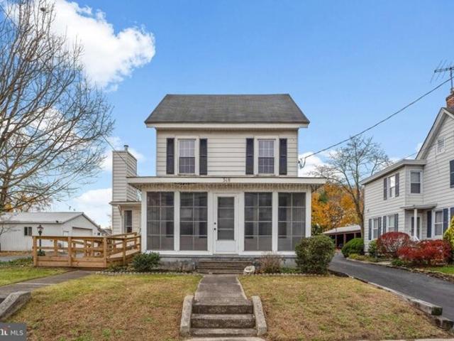 House for sale in Elmer, New Jersey