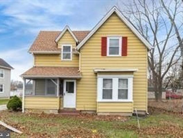 House for sale in Elmer, New Jersey
