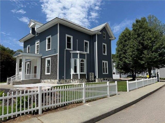House for sale in Jewett City