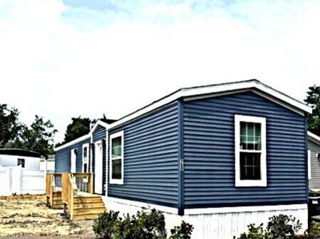 Property for sale in Botsford, Newtown