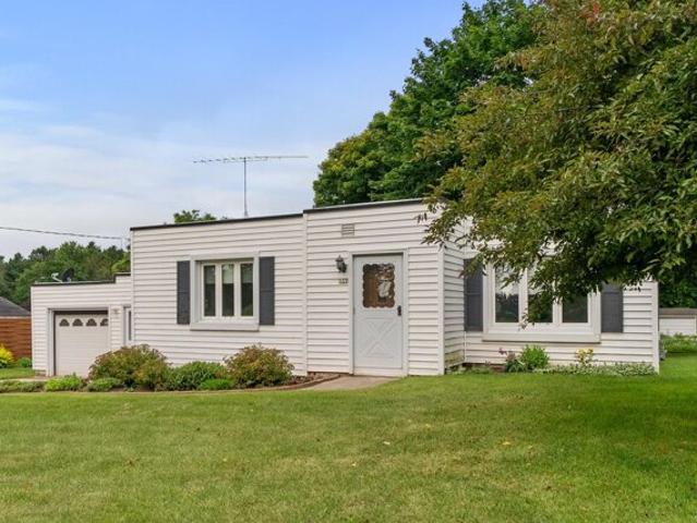 House for sale in Mishicot