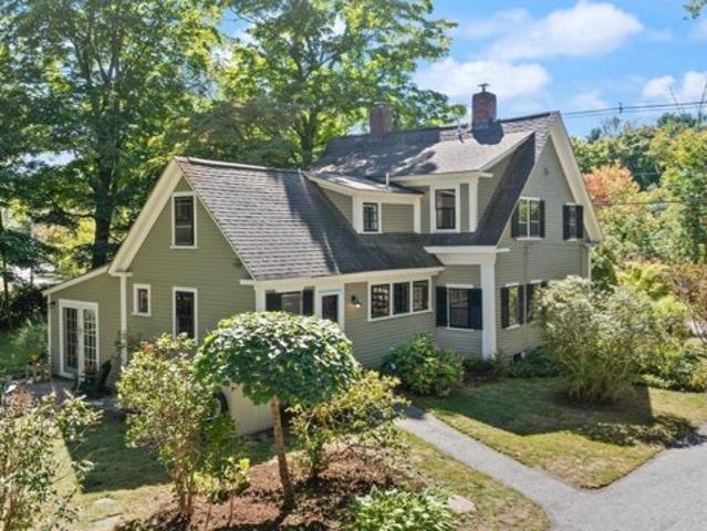 House for sale in Topsfield, Essex County
