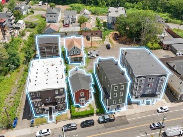 House for sale in Waterbury, Connecticut