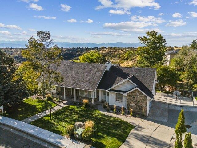 House for sale in Sandy, Utah