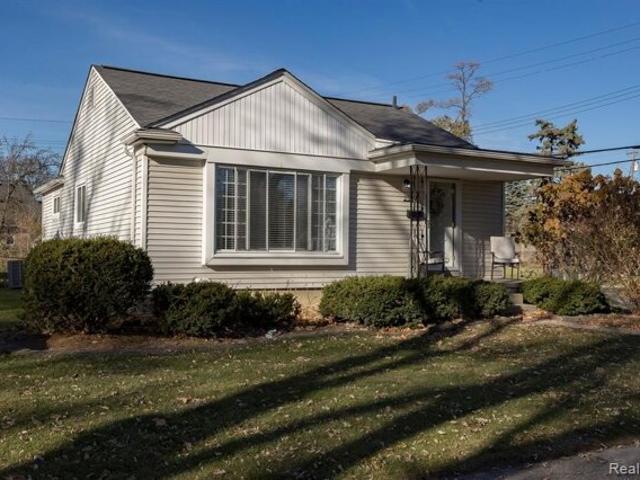 House for sale in Clawson, Michigan