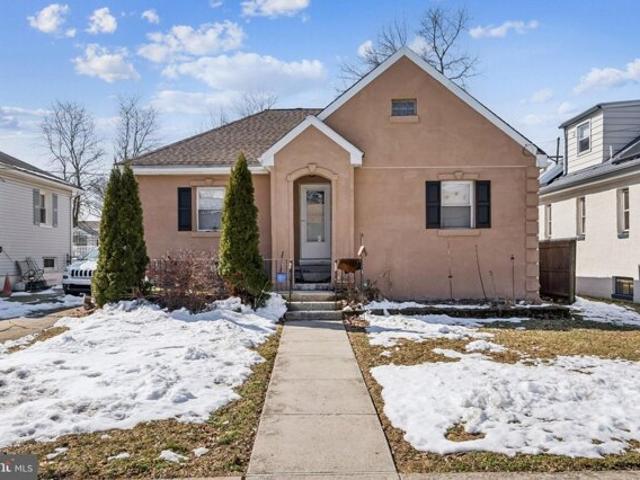 House for sale in Maple Shade, New Jersey
