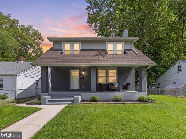 House for sale in Woodbury, New Jersey