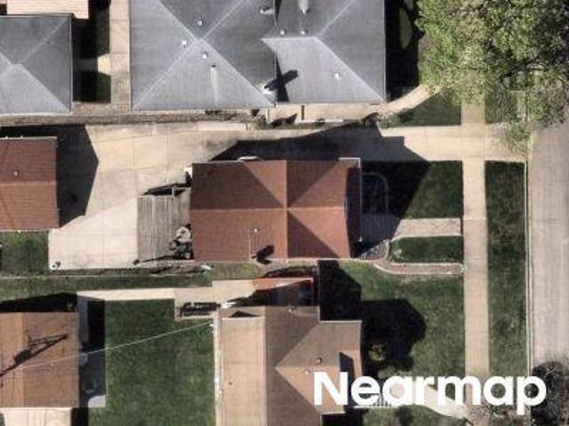House for sale in Chicago