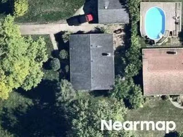 House for sale in Bedford Park