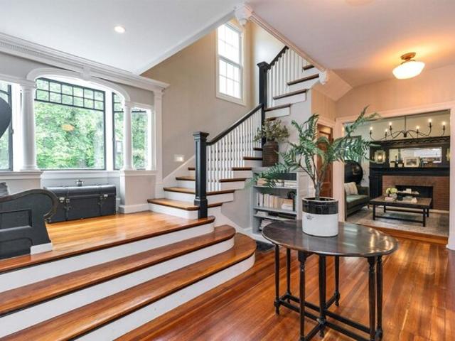 House for sale in Goffstown, Hillsborough County