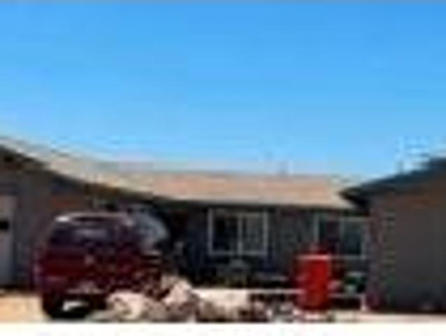 House for sale in Golden Valley