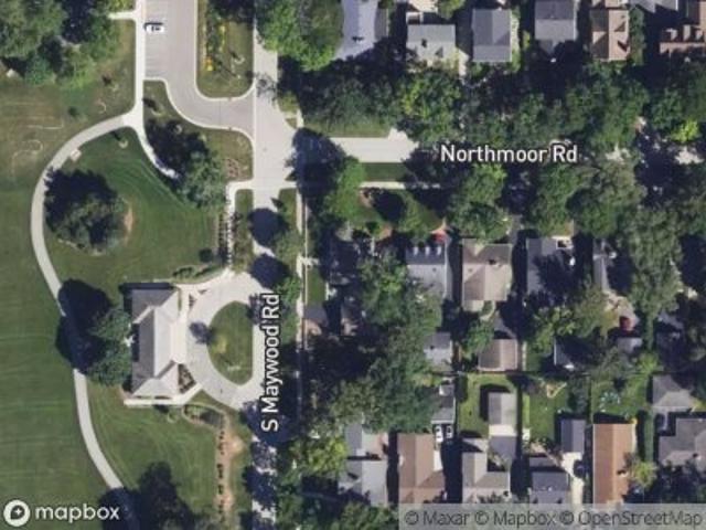 House for sale in Lake Forest