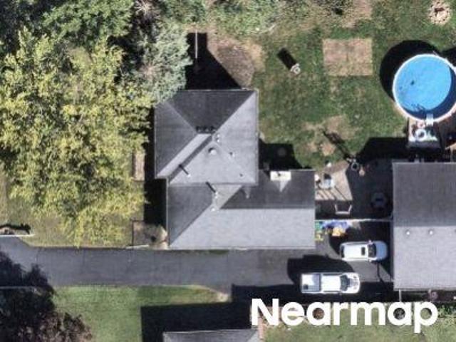 House for sale in Lily Cache, Plainfield