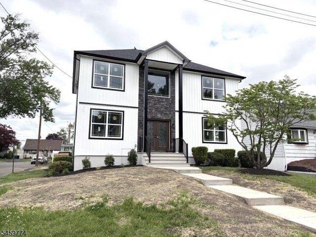 House for sale in Avenel, New Jersey