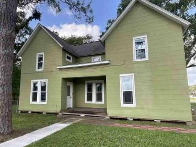 House for sale in El Campo