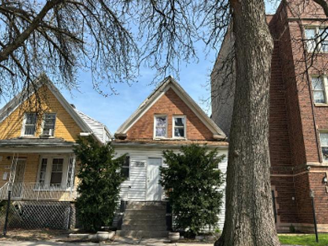 House for sale in Chicago Park, Illinois