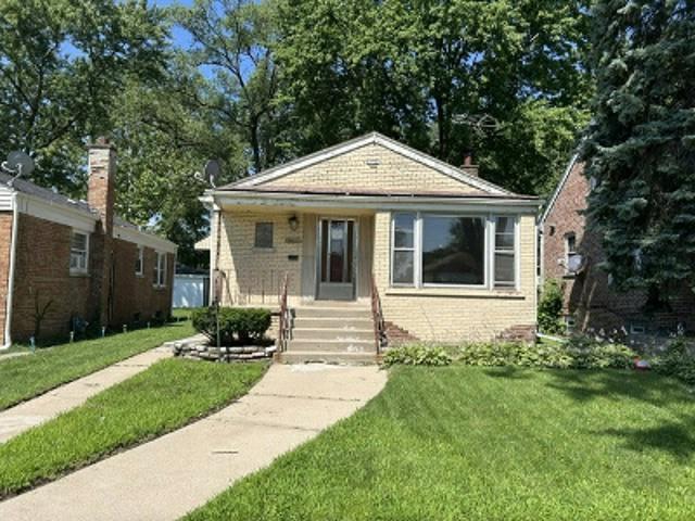 House for sale in Riverdale, Illinois