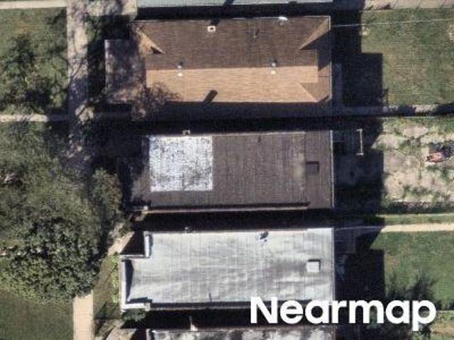 Commercial for sale in Greater Grand Crossing, Chicago