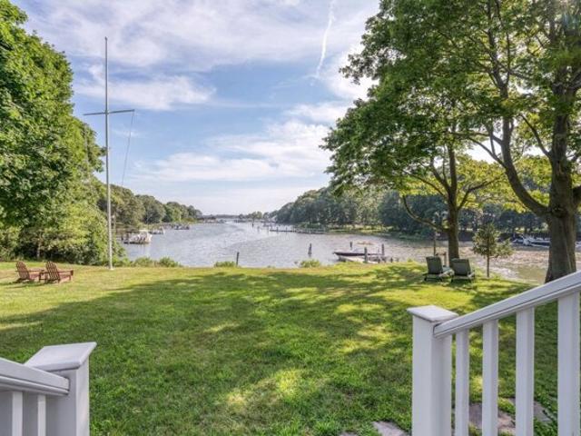 House for sale in Shelter Island