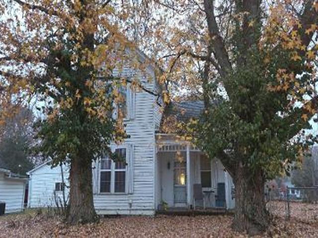 House for sale in Athens, Illinois
