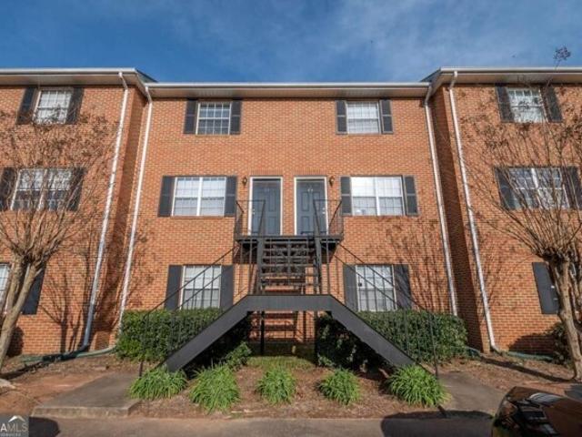 Condo for sale in Athens