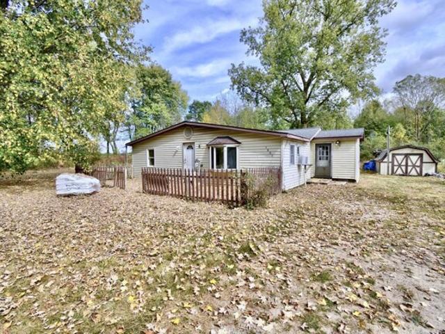 House for sale in Crystal