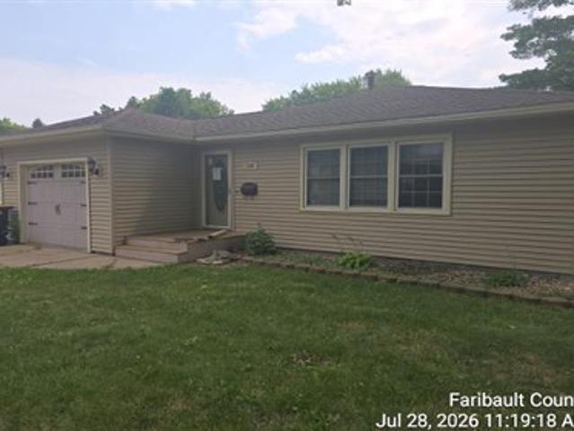 House for sale in Blue Earth, Minnesota