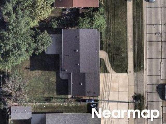 House for sale in Des Plaines, Illinois