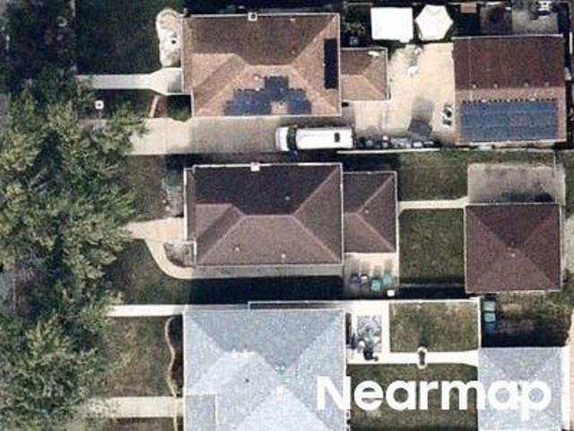 House for sale in Evergreen Park, Illinois