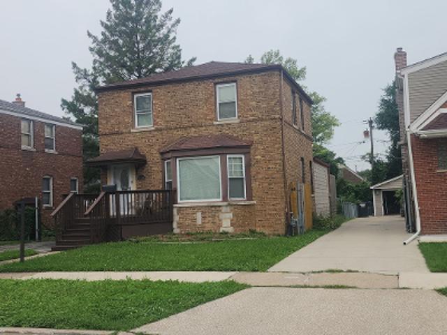 House for sale in Evergreen Park, Illinois