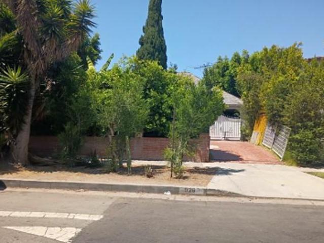 House for sale in Canoga Park, California