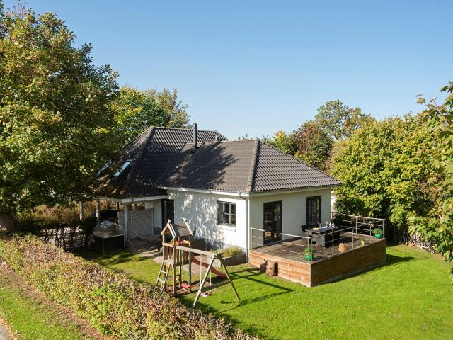 Villa til salg i Karlslunde Strand, Karlslunde